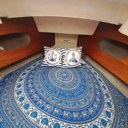 Namaste Hotel na wodzie *